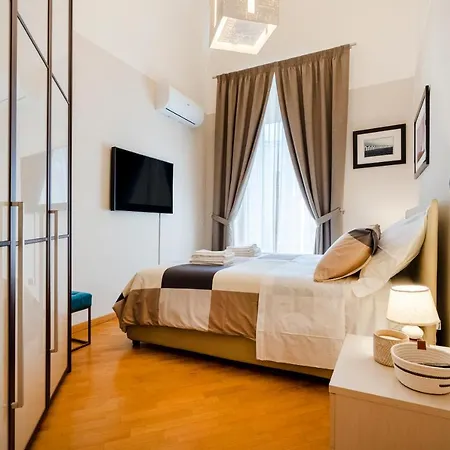 Hidalgo De Menezes * Bari