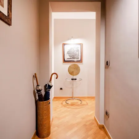 Hidalgo De Menezes Apartment *